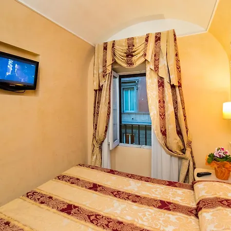 Erdarelli Hotel 3*