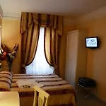Erdarelli فندق