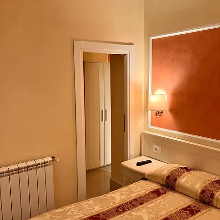 Erdarelli 3* Řím