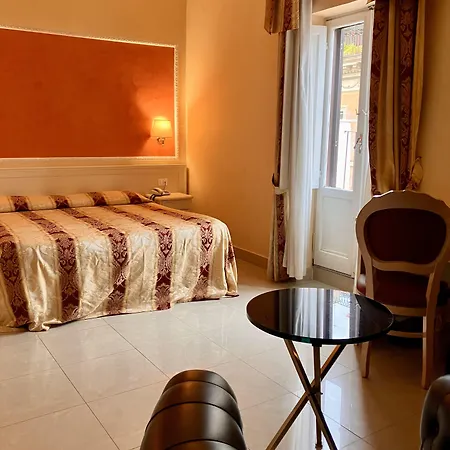 Hotel Erdarelli Řím