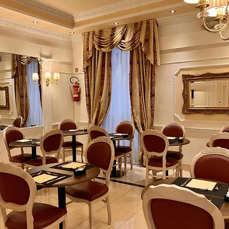 伊答雷里酒店 3*