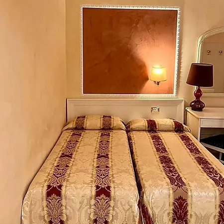 Erdarelli Hotel Roma