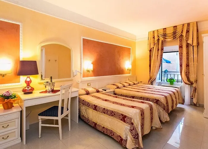 Erdarelli מלון 3*