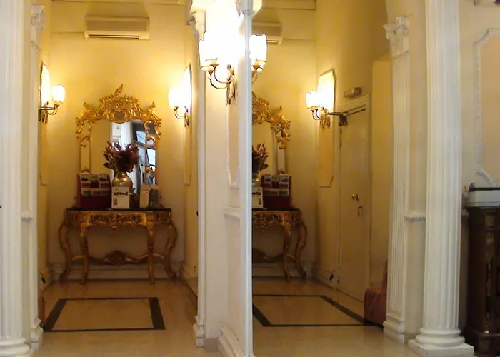 Erdarelli מלון 3*