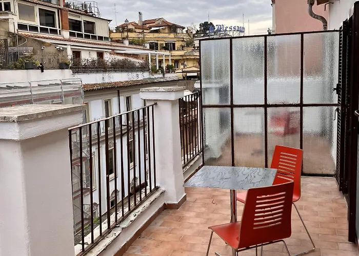 Erdarelli מלון 3*