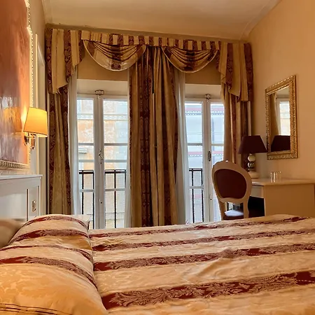 Erdarelli Hotel